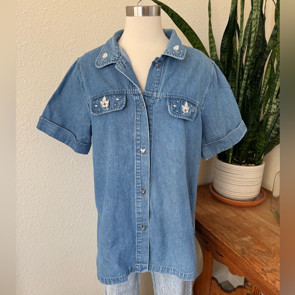 Vintage fall‎ Denim Shirt Large – Studded Leaf Embroidery 90s Style